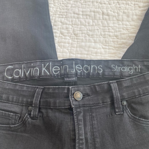 🔥Calvin Klein jeans - Picture 2 of 3